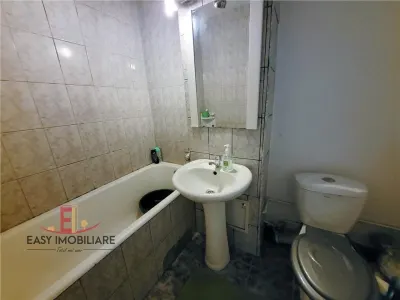 Apartament 3 camere , Tudor , Str.Sarguintei - foto 6