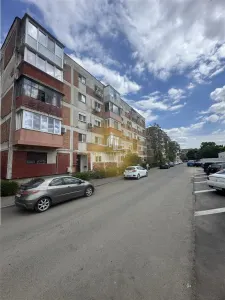 Bucovina - 3 camere - 2 bai -  Decomandat - Timisoara