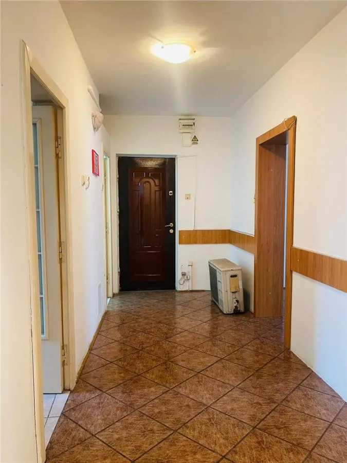INCHIRERE APARTAMENT 3 CAMERE ZONA MALL VITAN  OCTAVIAN GOGA  SECTOR 3 - foto 17