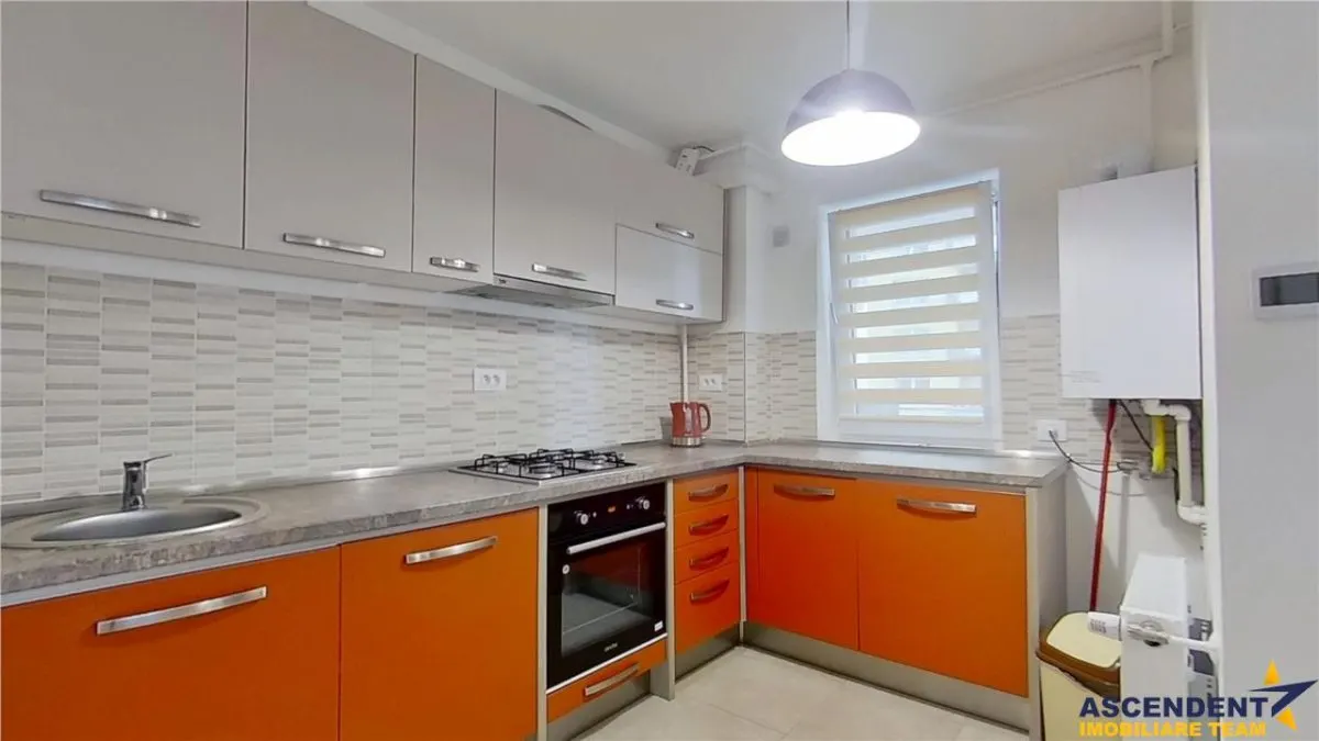 Apartament insorit,terasa cu vedere Tampa,Top City,Tractorul,aria Coresi, Brasov. - foto 2