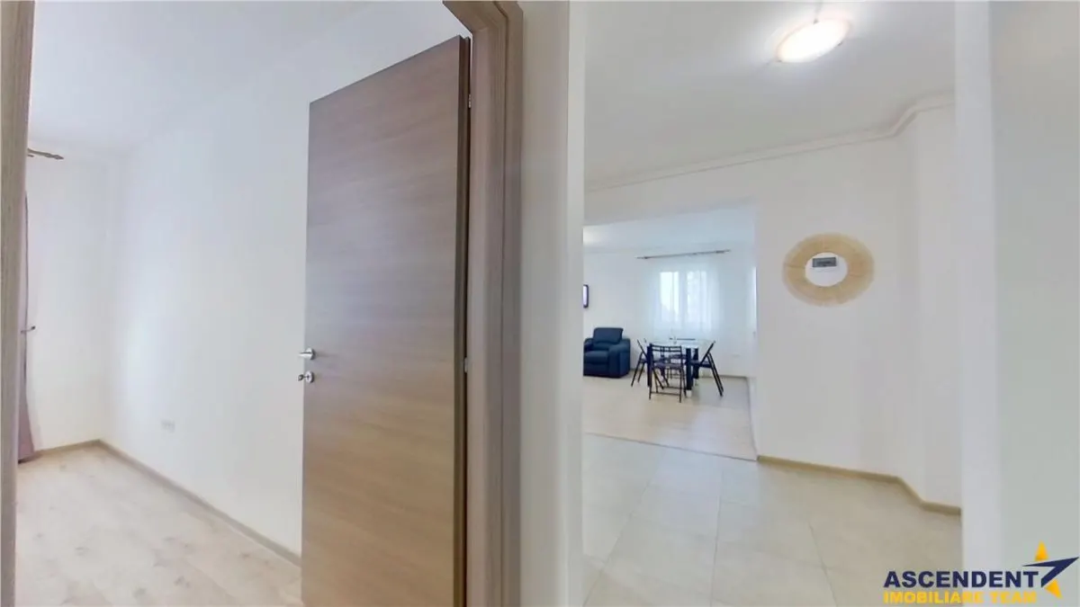 Apartament insorit,terasa cu vedere Tampa,Top City,Tractorul,aria Coresi, Brasov. - foto 3