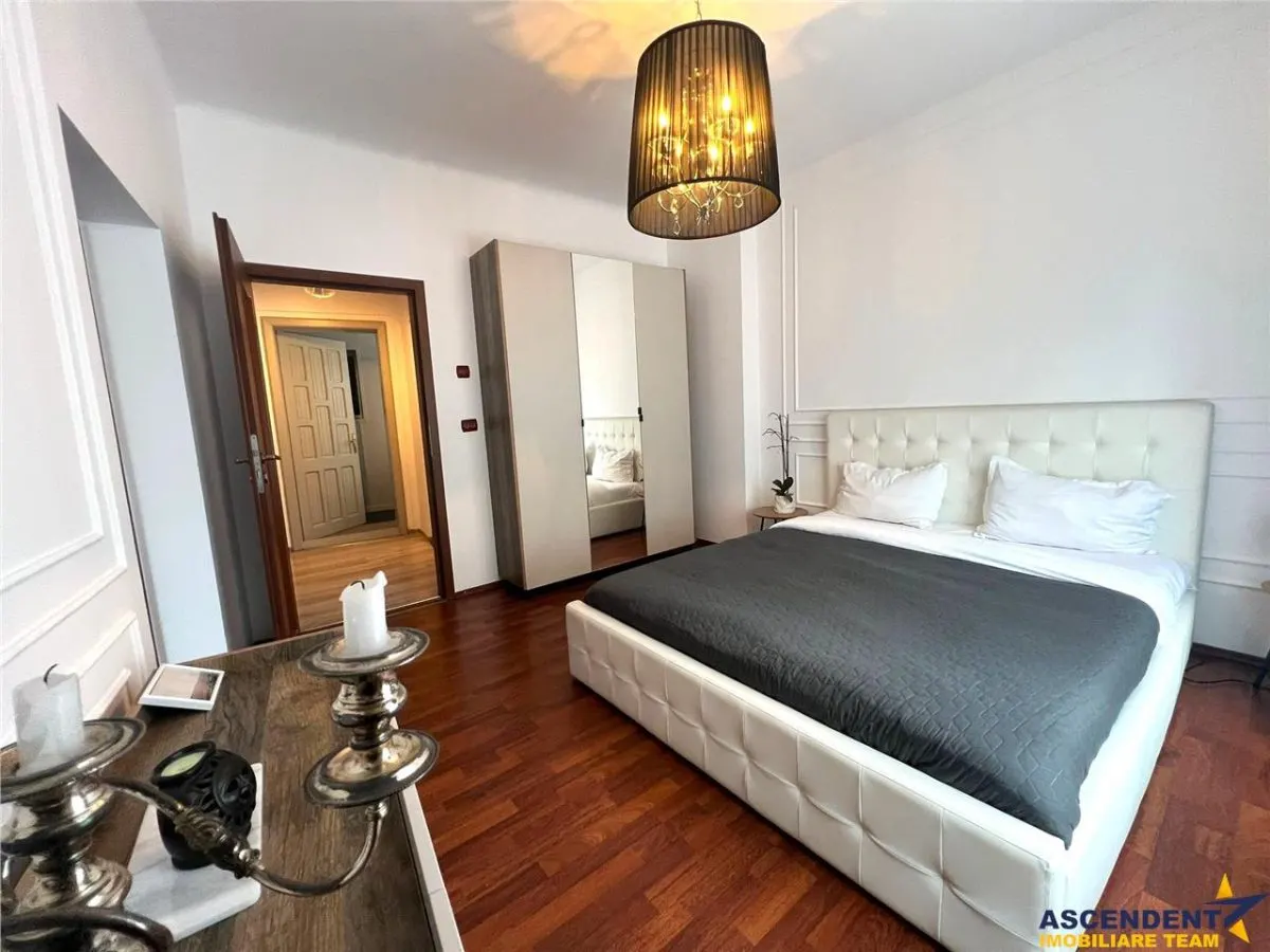 Apartament in casa, Ultracentral, Brasov - foto 1