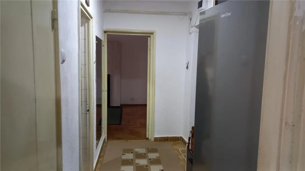 2 camere decomandate centru - foto 4