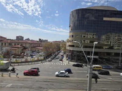 Apartament 3 camere  Piata Victoriei Str. Mexic nr. 2 spre inchiriere - foto 24