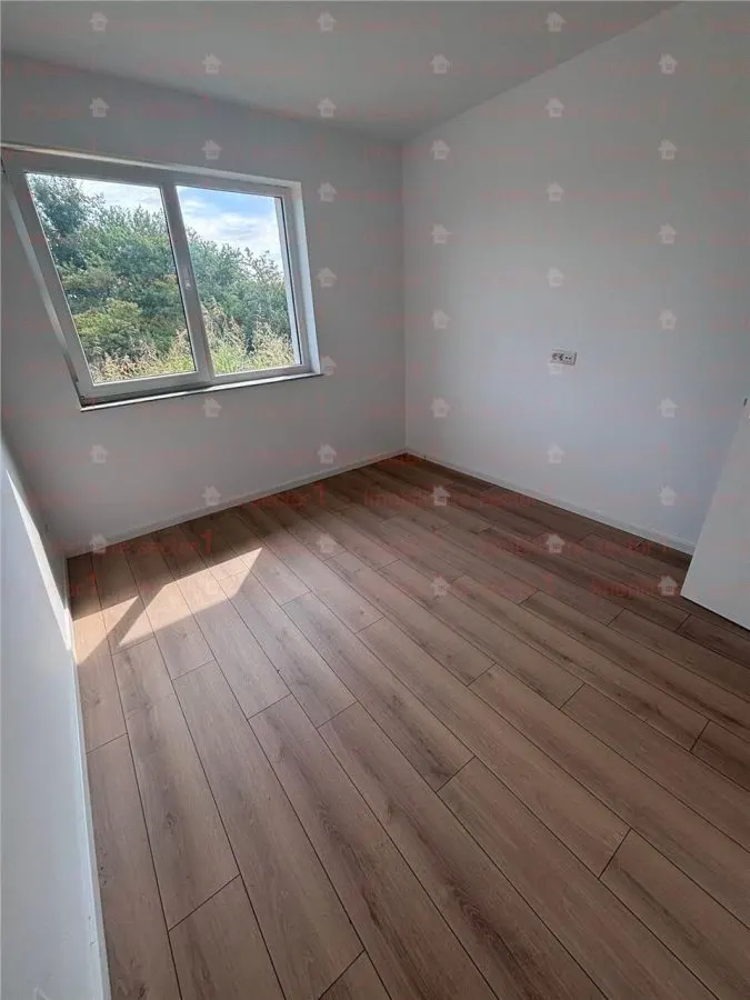 Casa la pret de apartament  Corbeanca 4 camere 2 bai 486mp in Tamasi - foto 3