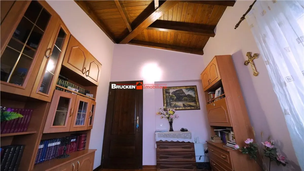 Casa P+M cu demisol | Zona Iosia, Oradea â€” 153,3 mp utili - foto 6