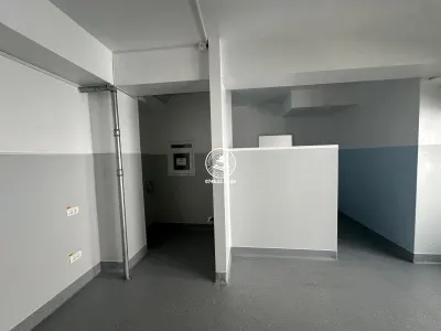 Spatiu comercial 182 mp de inchiriat, Valea Lupului - foto 10