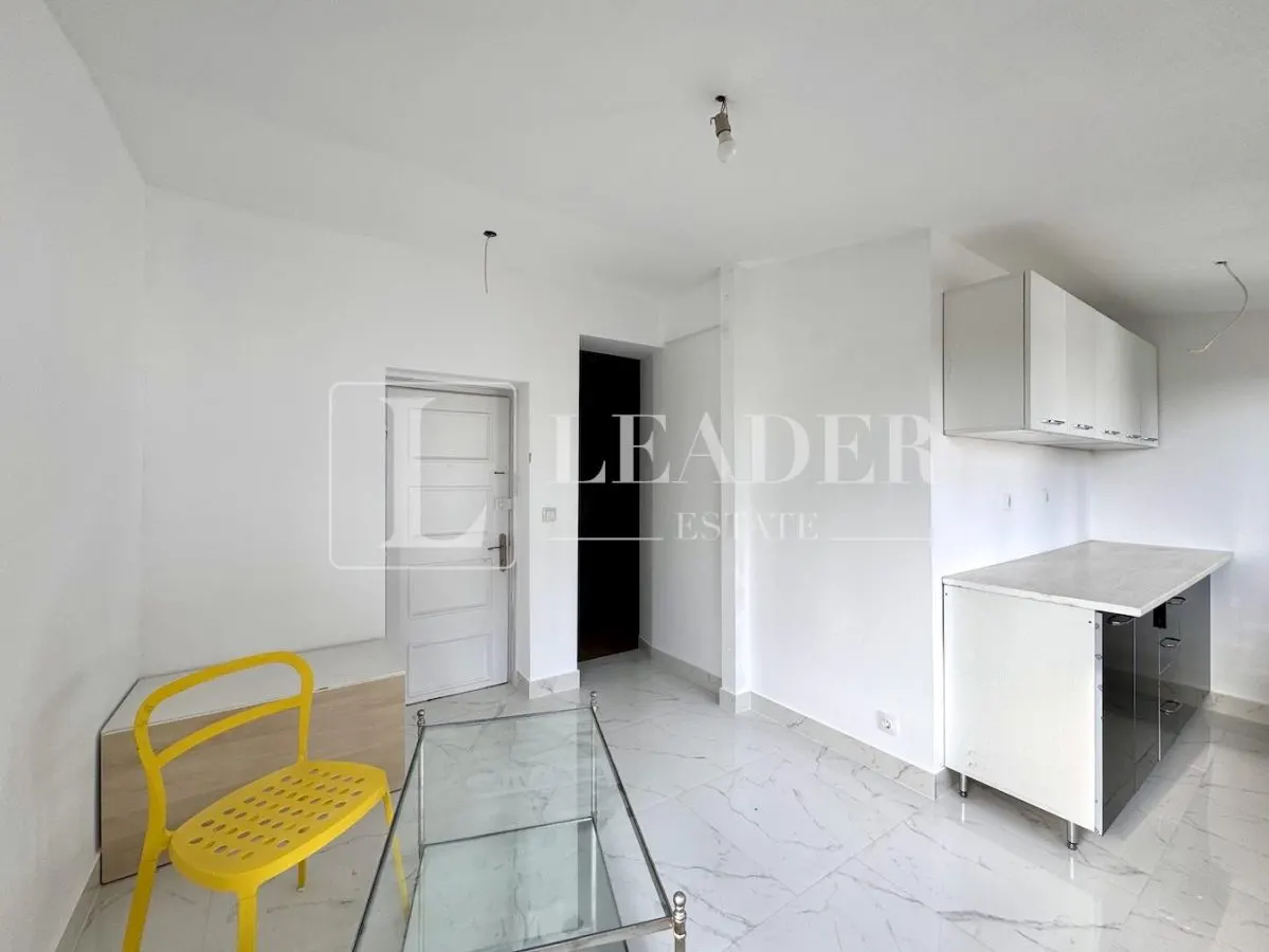 Stirbei Voda || Locuinta sau Birou | Apartament in vila cu 2 camere - foto 11
