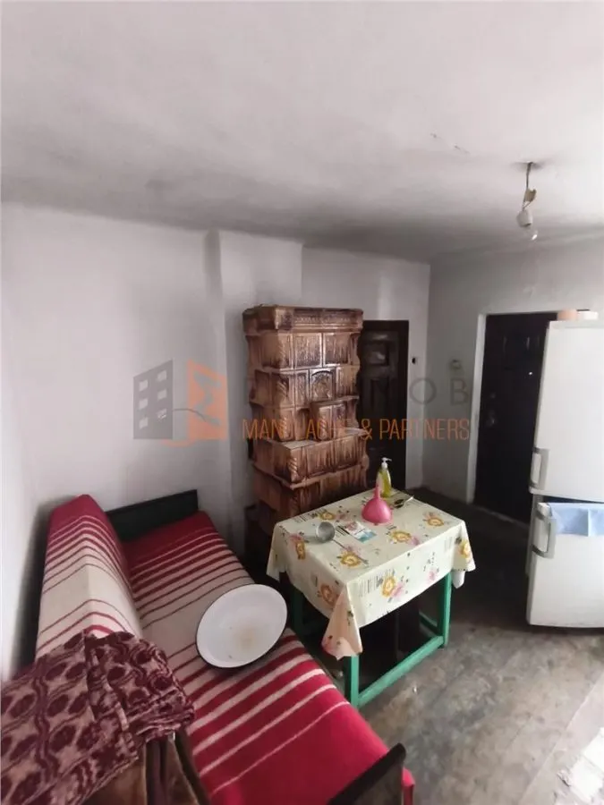 Casa tip parter zona Tisau - foto 12