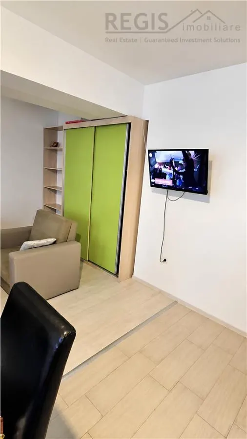 Apartament tip studio cu parcare la 1 km de mall Coresi - foto 2