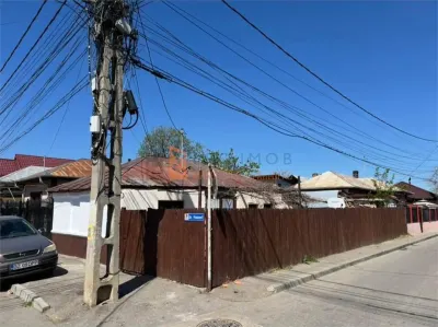 Teren intravilan+Casa Demolabila zona Dorobanti - Buzau