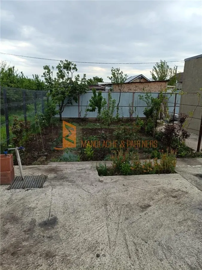 Casa tip parter zona Capatanesti - foto 6