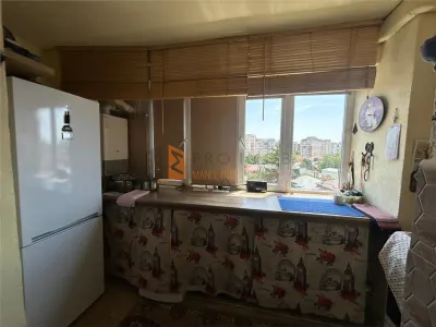 Apartament 3 camere cf1 decomandat zona Centru - foto 6