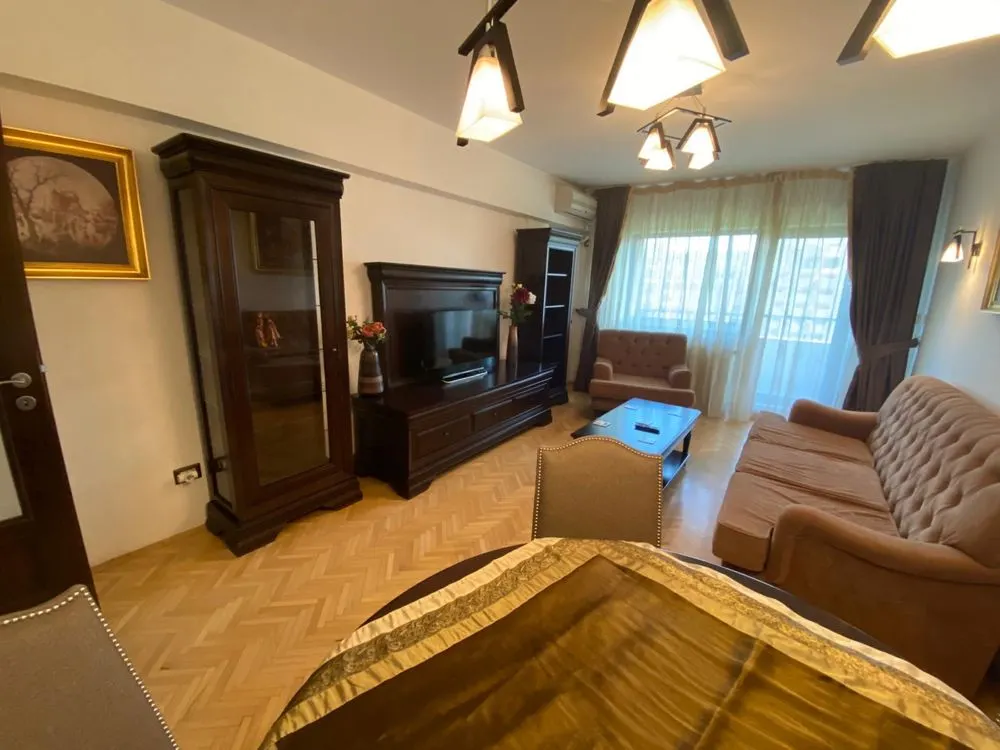 Apartament 2 camere lux | decomandat | mobilat si utilat | vedere fata | Bd. Unirii - P-ta Alba Iulia | - foto 1