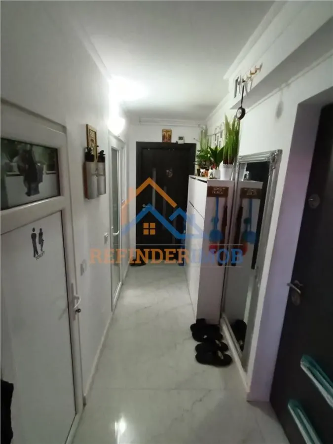 Apartament cu 3 camere transformat in 2 camere, zona Nerva Traian - foto 11