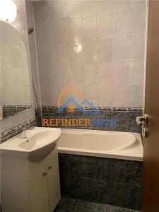Apartament de 3 camere de vanzare, zona Titan - foto 7