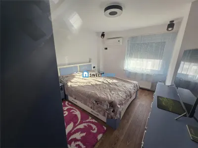 Apartament cu patru camere zona centrala - foto 4