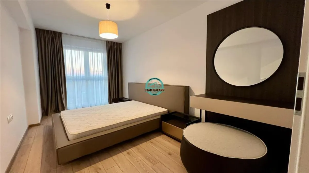 Inchiriez apartament cu 2 camere in Complexul Maurer cu loc de parcare - foto 1
