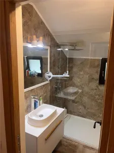 Valea Lupului 3 cam 94mp mobilat si utilat loc parcare -139000 € - foto 5