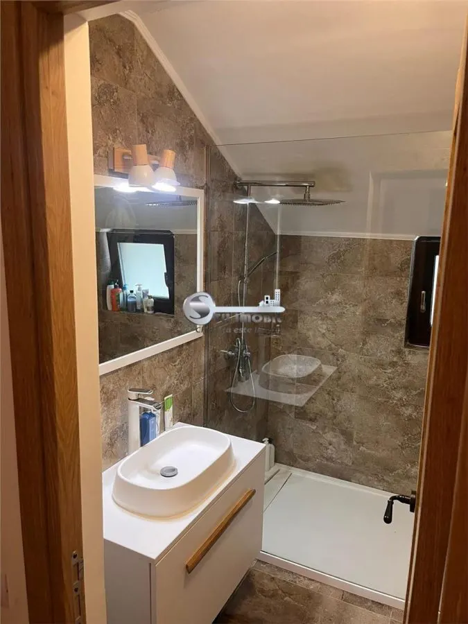 Valea Lupului 3 cam 94mp mobilat si utilat loc parcare -139000 € - foto 5