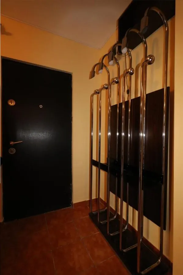 Apartament 2 camere Nicolina prima statie din Podu Ros - foto 13