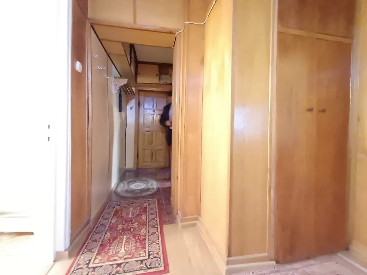 Apartament 3 Camere Decomandat - Blv Independenţei- 550 euro - foto 11