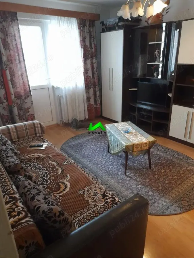 Apartament de vanzare  camere zona Vasile Aaron - foto 1