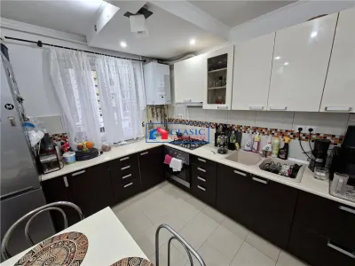 Vanzare apartament 3 camere decomandat Manastur zona Capat Primaverii, Cluj-Napoca - Cluj-Napoca