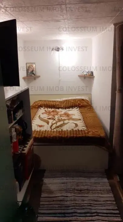 Garsoniera nedecomanata - zona Tractorul - foto 5