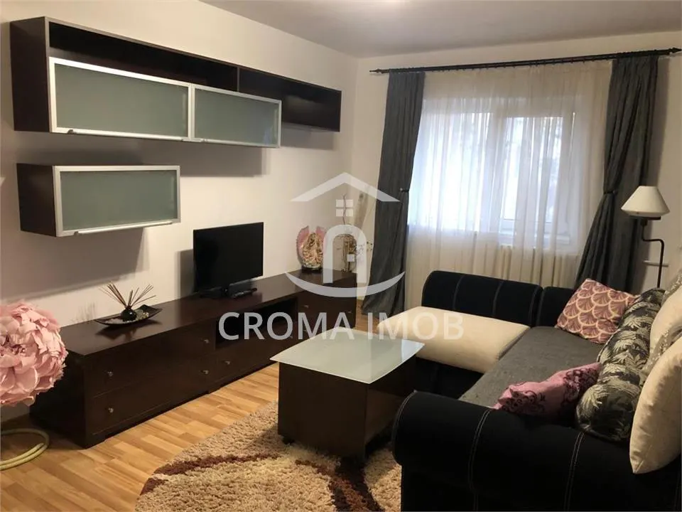 Apartament 3 camere de inchiriat in Ploiesti, zona 9 Mai - foto 1