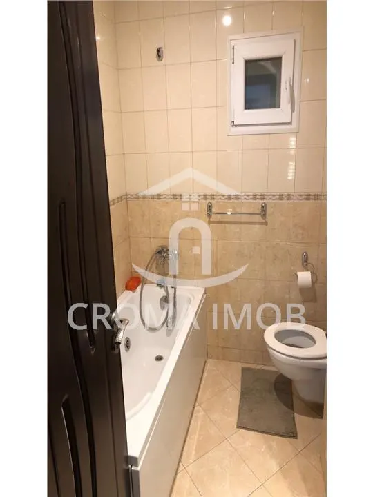 Apartament 3 camere de inchiriat in Ploiesti, zona 9 Mai - foto 12