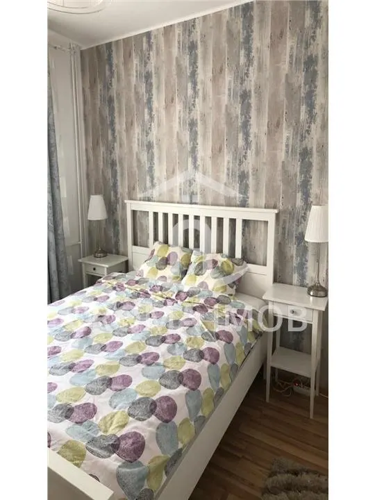 Apartament 3 camere de inchiriat in Ploiesti, zona 9 Mai - foto 4