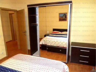 Inchiriere vila de lux 5 camere Exterior Est - foto 18