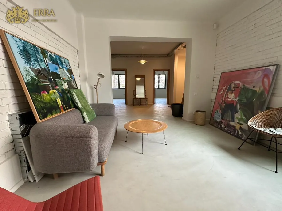 Apartament in vila. Parter. Pretabil birou. Renovat. - foto 4
