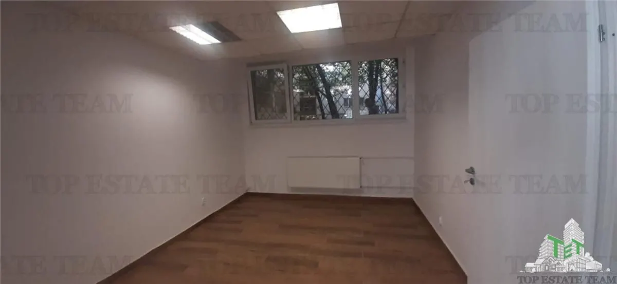 Spatii birou / comerciale de inchirat ,Universitate,  10 euro / mp - foto 12
