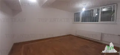 Spatii birou / comerciale de inchirat ,Universitate,  10 euro / mp - foto 8