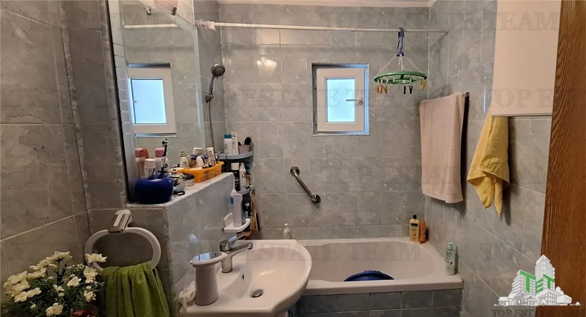Apartament spatios 4 camere zona CET, Constanta - foto 7