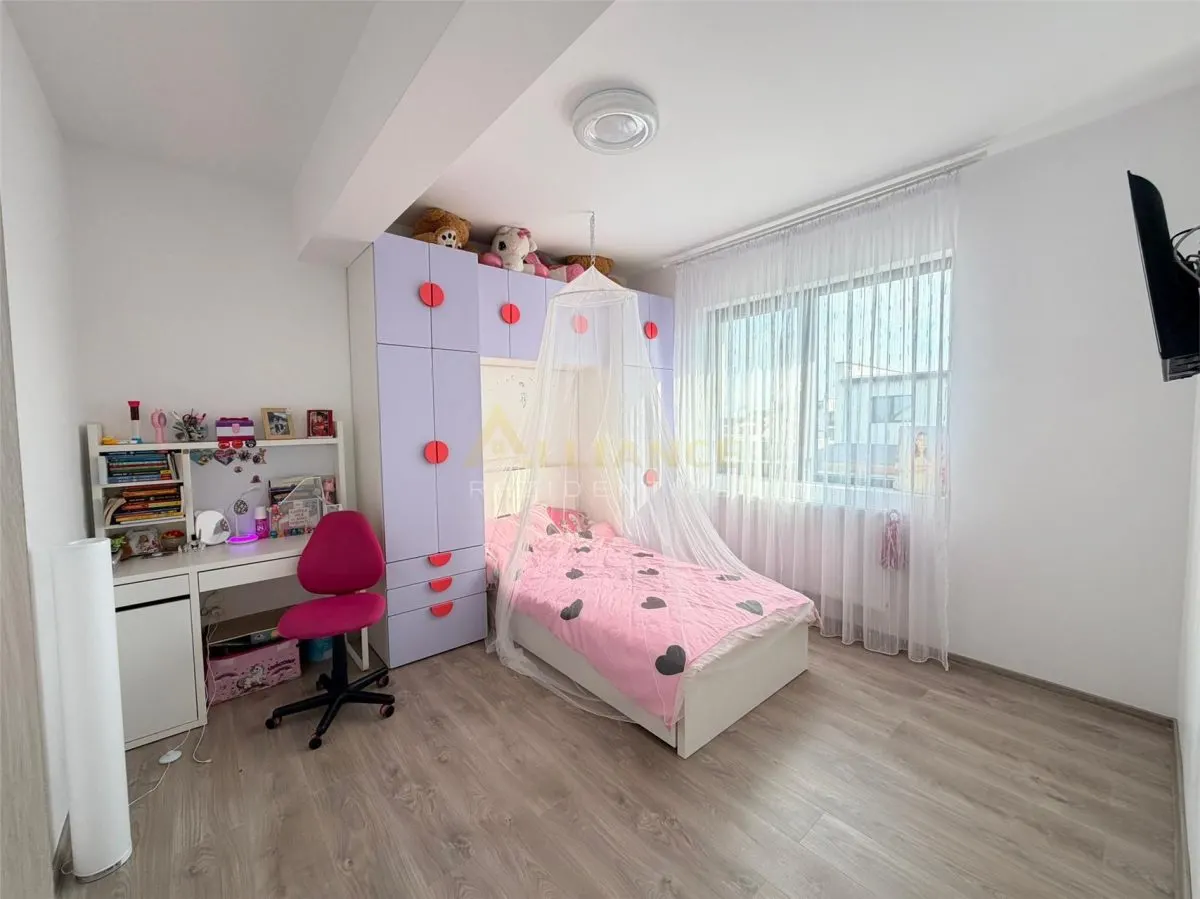 Duplex mobilat si utilat  - 4 camere -2 bai - foto 7