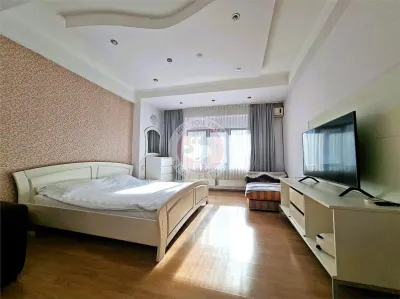 Universitate | 3 camere | dormitor de 22mp | 80mp | RS1 | B13178 - Bucuresti