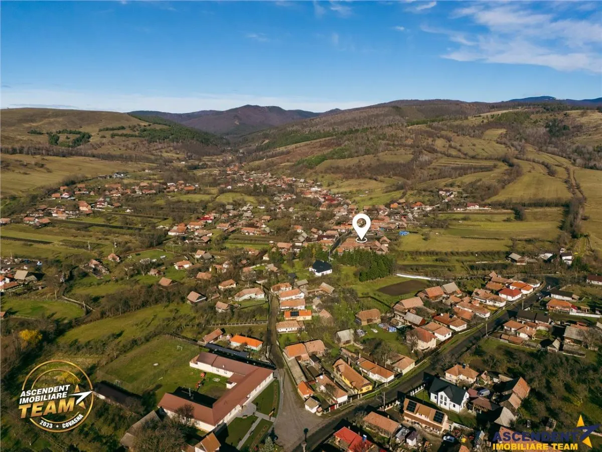 FILM! Domeniu de 6.221mp, livada pomi fructiferi+casa si anexe,Lemnia, Covasna - foto 1