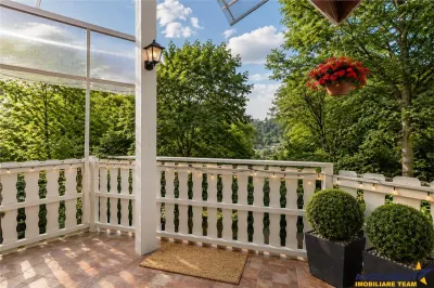 Vila traditionala, cu domeniu de 5.025 mp, pe aripa Cetatii Medievale Brasov - foto 11