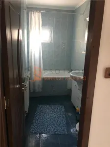 Apartament  3 camere cf 1 decomandat  zona Unirii Sud - foto 7