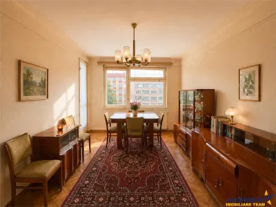 Apartament structura frumoasa, doua balcoane, incadrare spatiu verde, Garii - Brasov