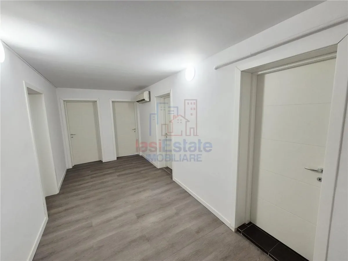 Apartament cu 3 camere de vanzare - foto 13