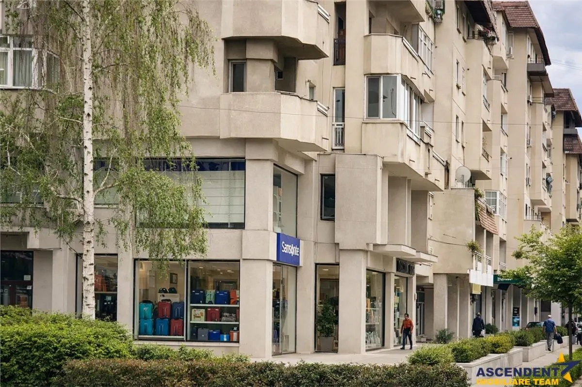 Spatiul Comercial, compartimentabil si in 3 unitati, cu acces separat, Central, Campina - foto 6