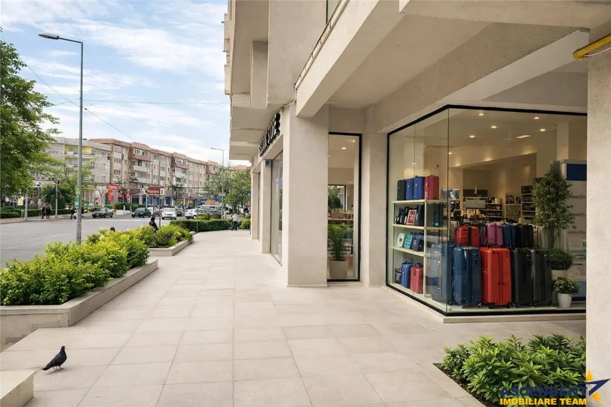 Spatiul Comercial, compartimentabil si in 3 unitati, cu acces separat, Central, Campina - foto 7