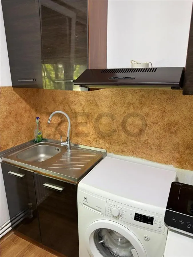 RECO apartament 1 camera lux Magheru - foto 9