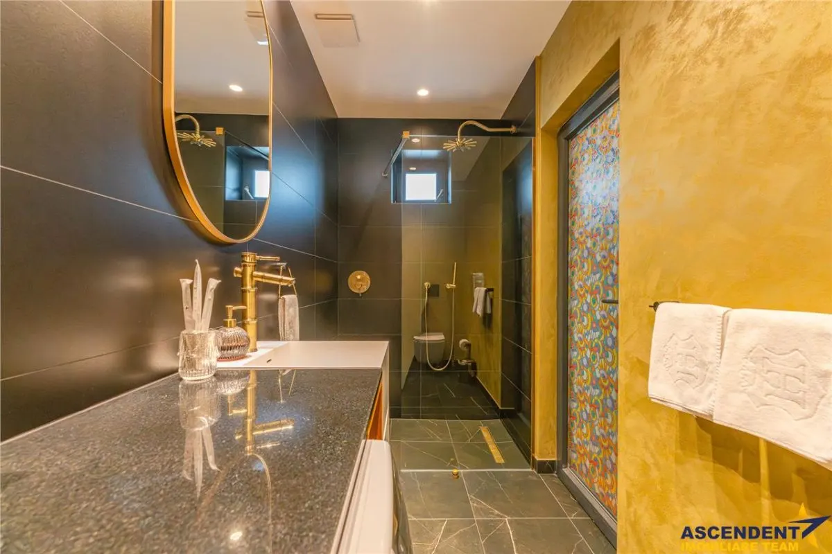 Pretabila si clinica/sediu firma:Vila high tech,semineu,jacuzzi,terasa,10 camere, Central, Brasov - foto 14