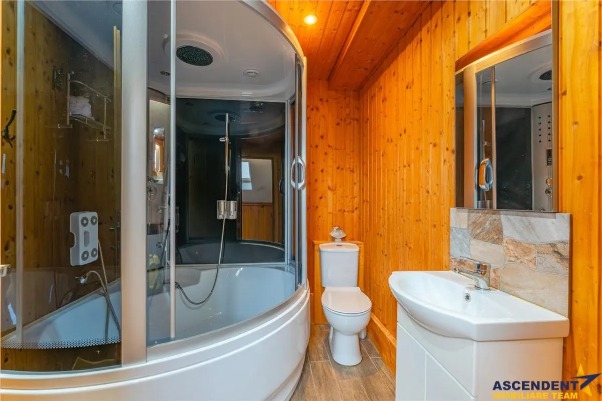 Pretabila si clinica/sediu firma:Vila high tech,semineu,jacuzzi,terasa,10 camere, Central, Brasov - foto 24