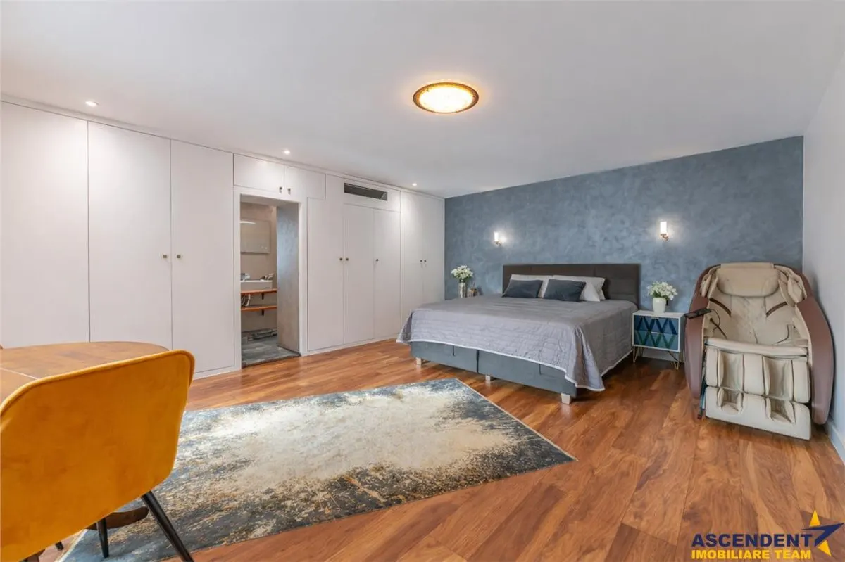 Pretabila si clinica/sediu firma:Vila high tech,semineu,jacuzzi,terasa,10 camere, Central, Brasov - foto 5